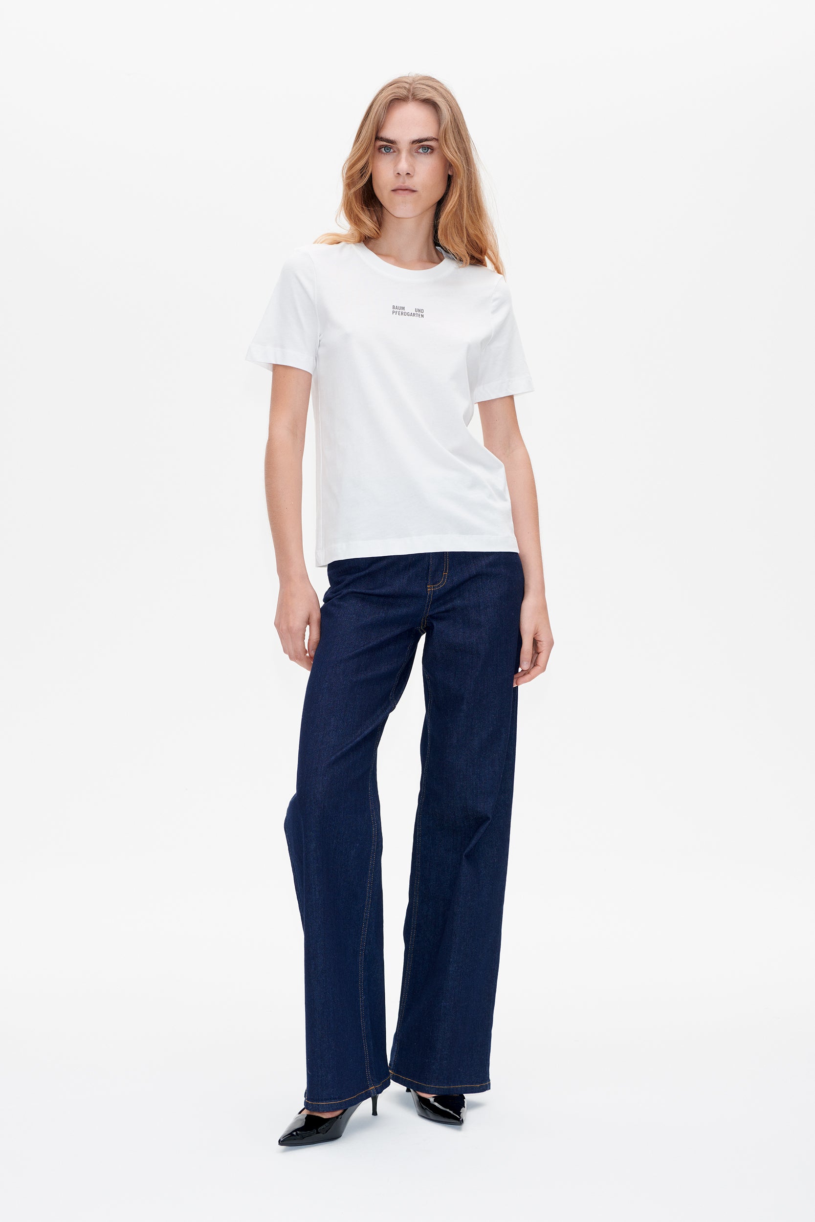 22137_1000_Lookfront.jpg Mediendatei