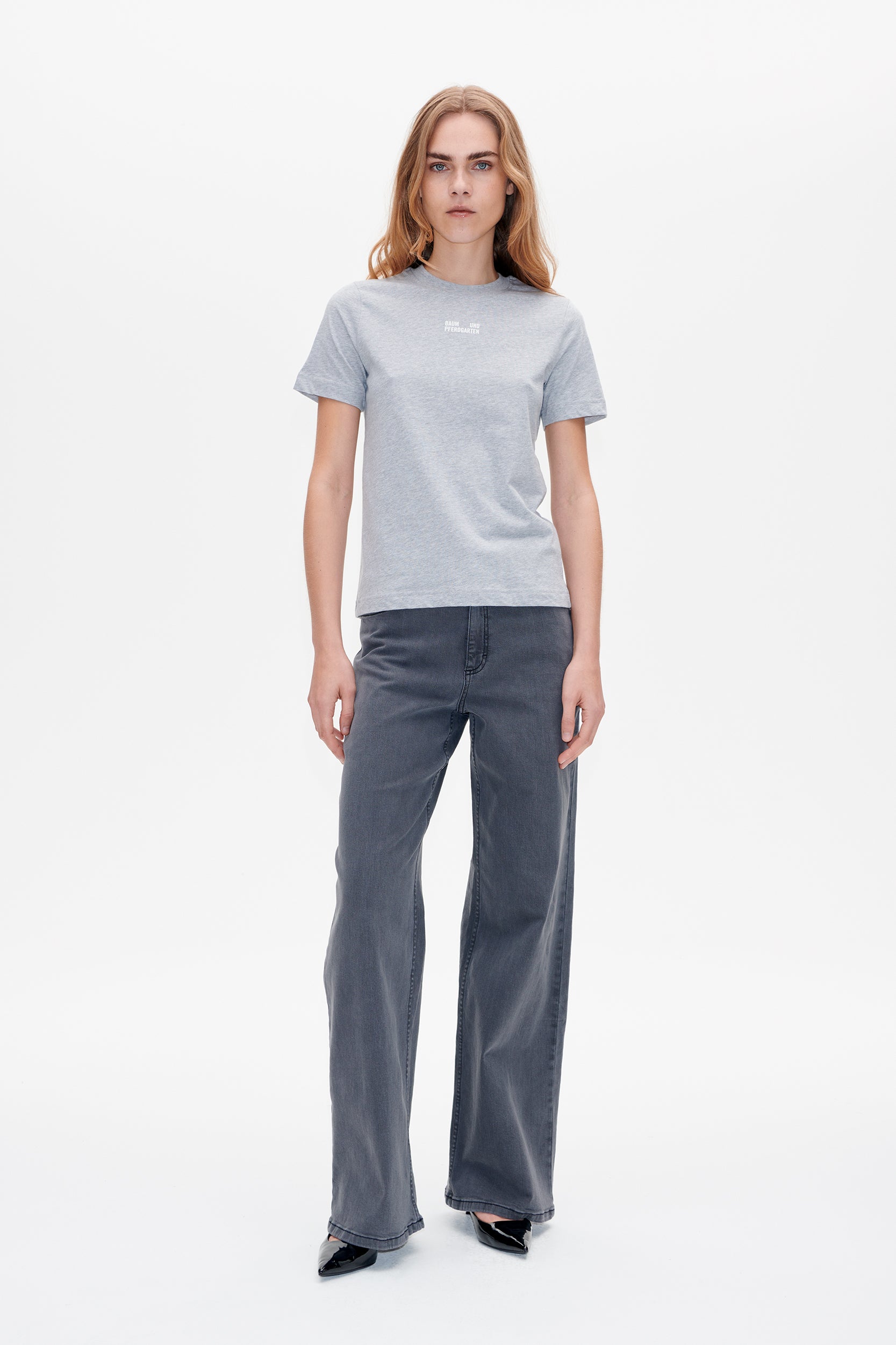 22137_9050_Frontlook.jpg Mediendatei