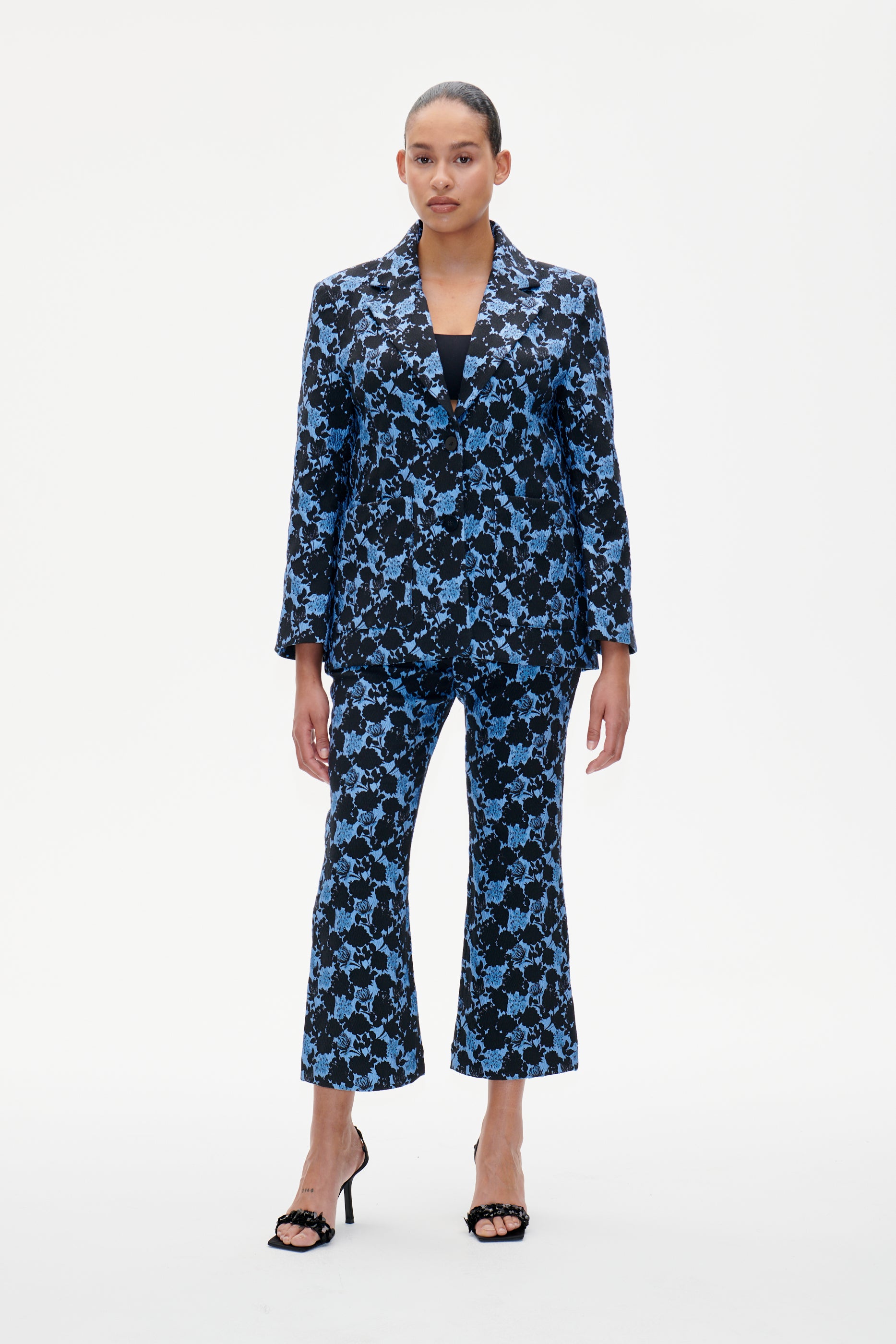 パンツ JACQUARD HALF FLARE PANTS (BLUE FLOWER) jacquard half flare pants (blue flower) – POPPY