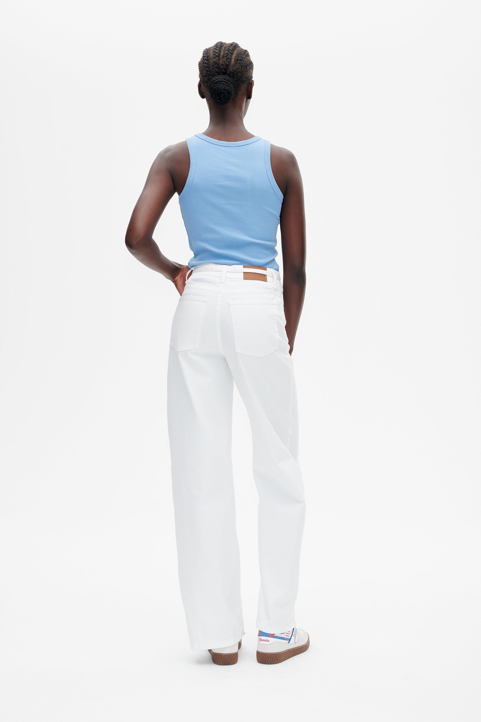 24108_1081_2.jpg media file