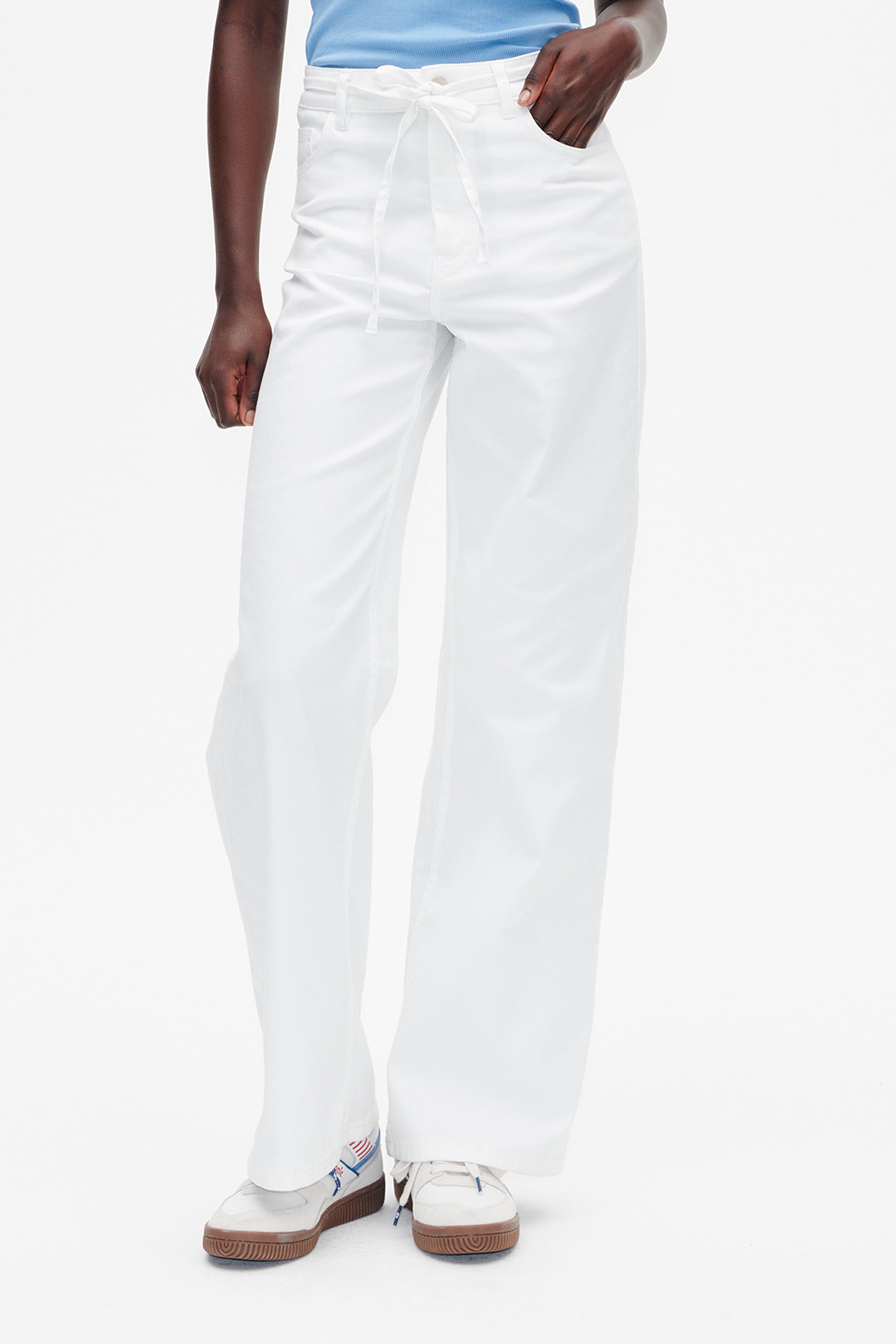 24108_1081_DETAIL.png media file