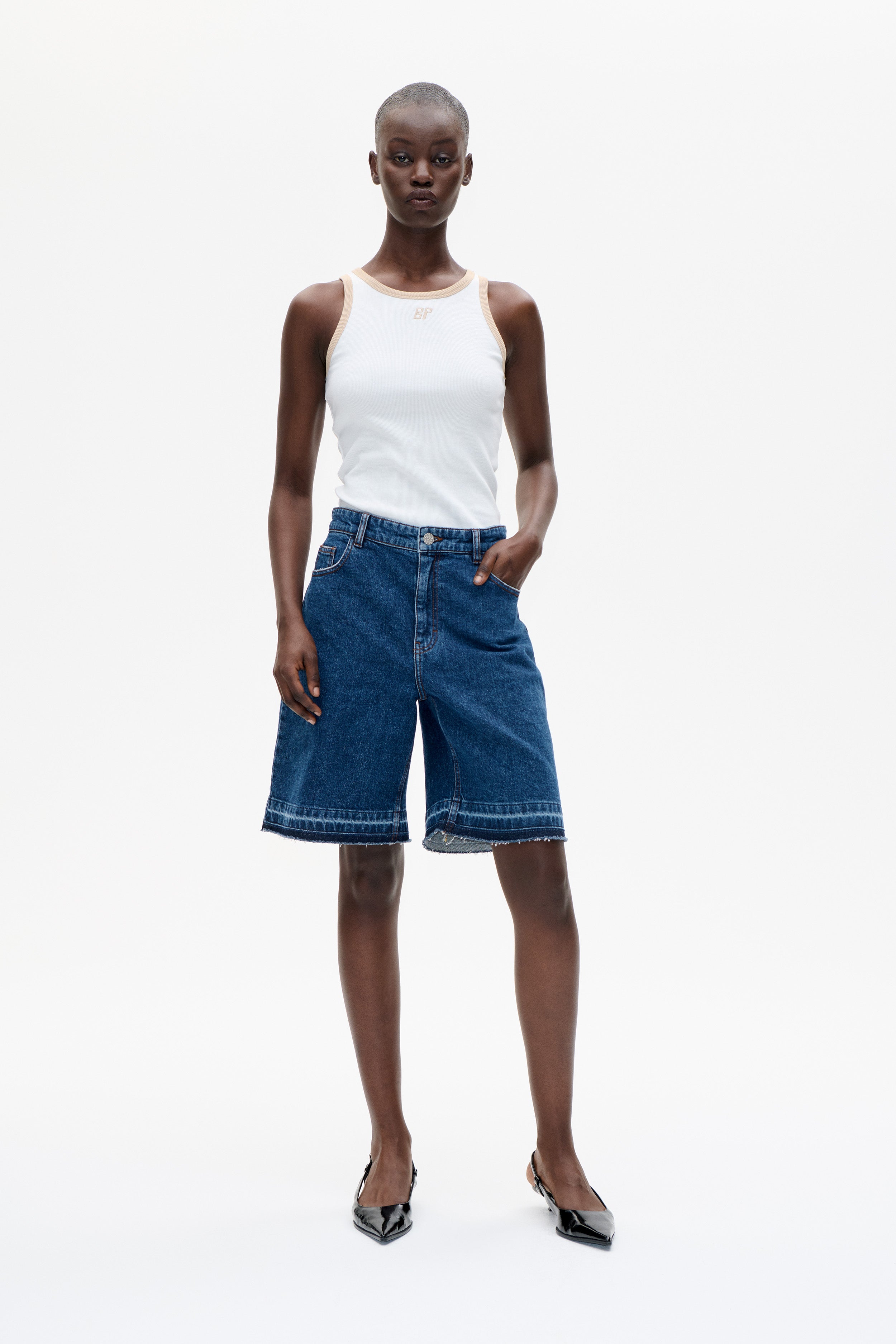 24256_1070_1.jpg media file