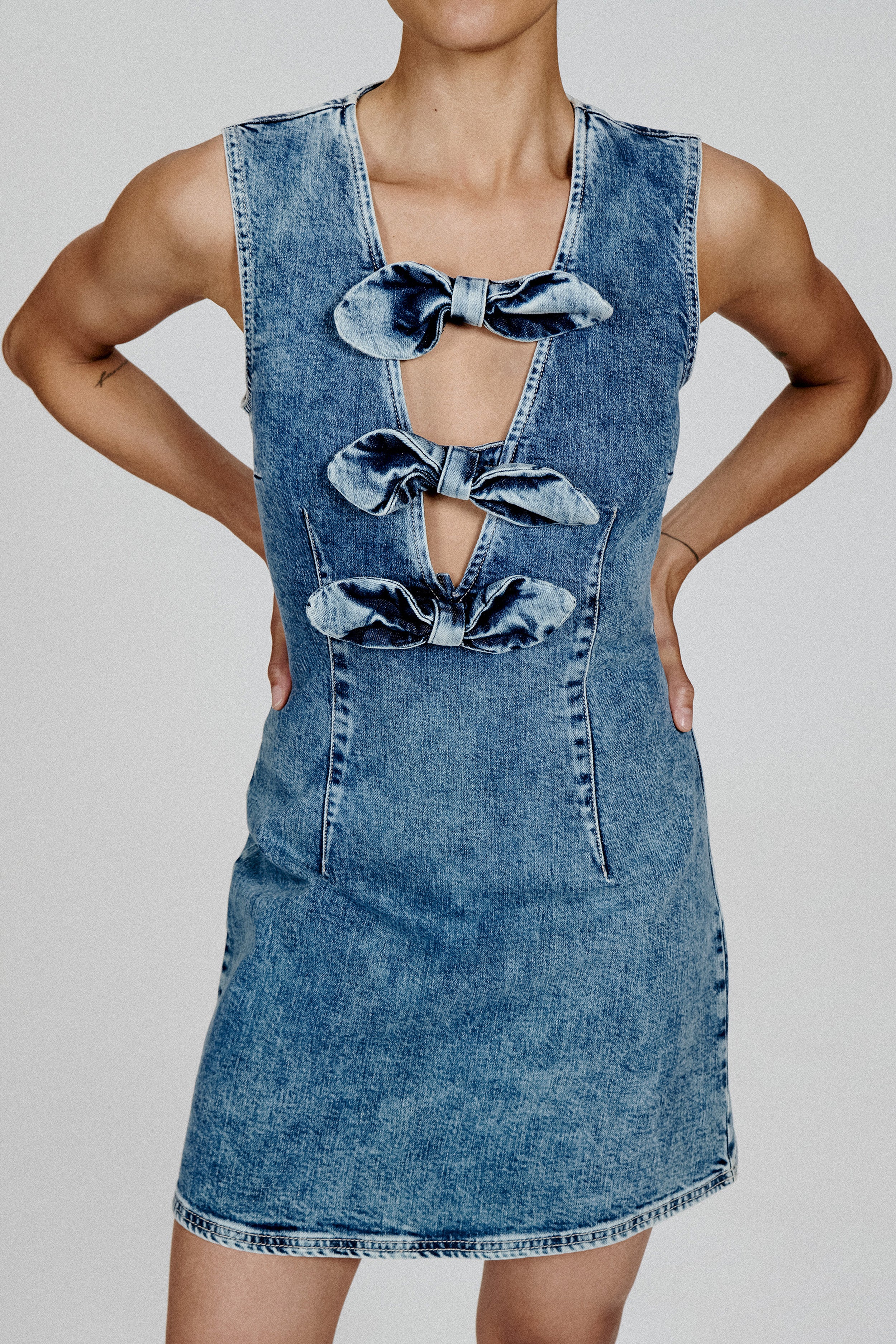 24412_7520_CAMPAIGN.jpg media file