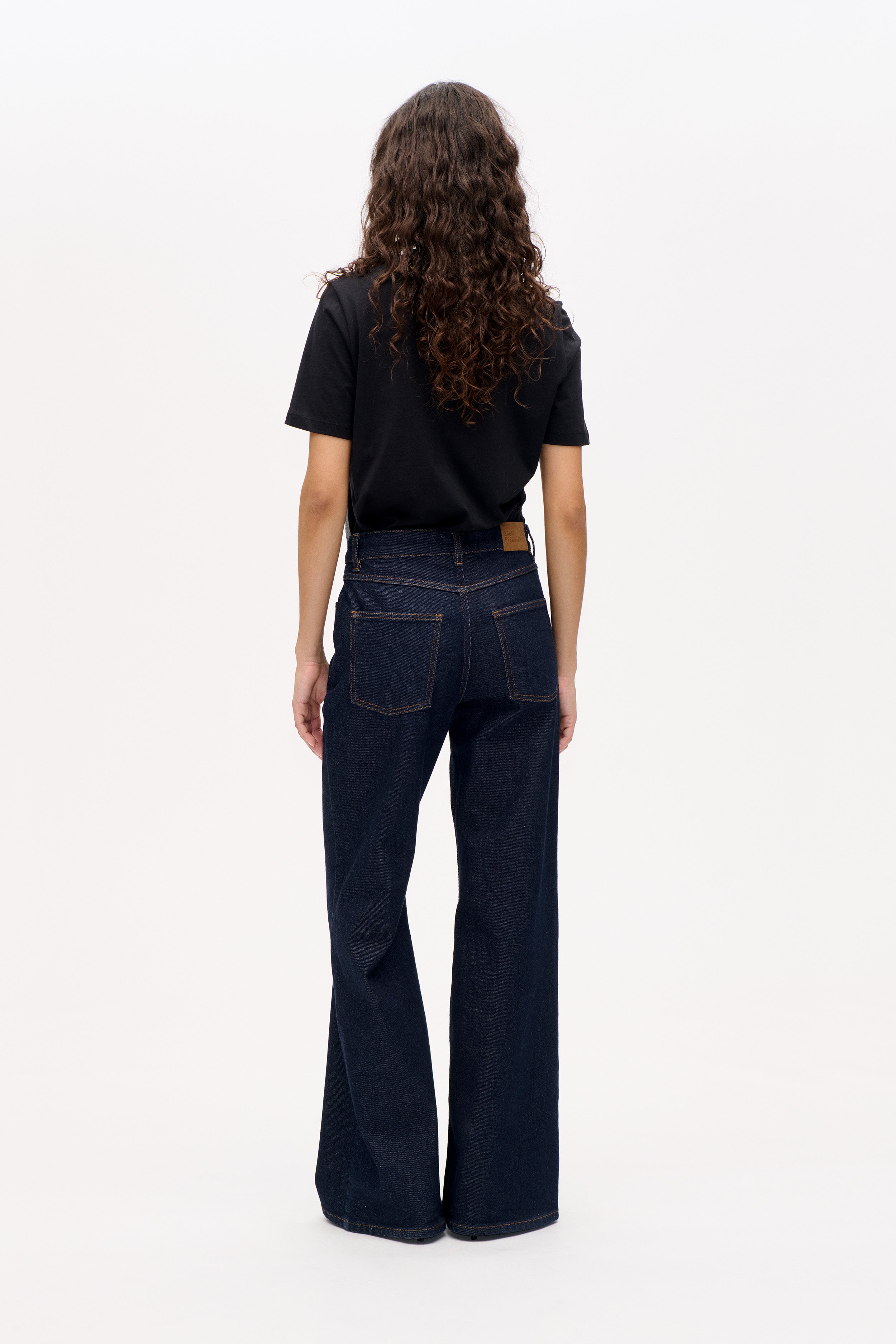 NILEA JEANS | Dunkle Denim-Waschung
