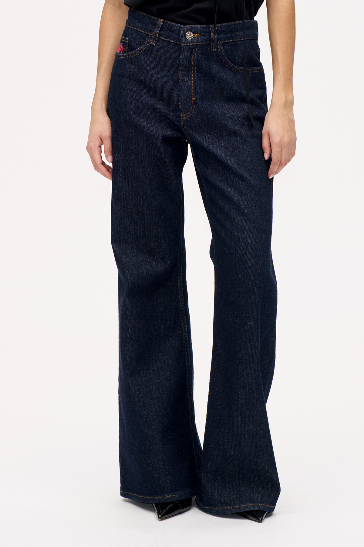 NILEA JEANS | Dunkle Denim-Waschung