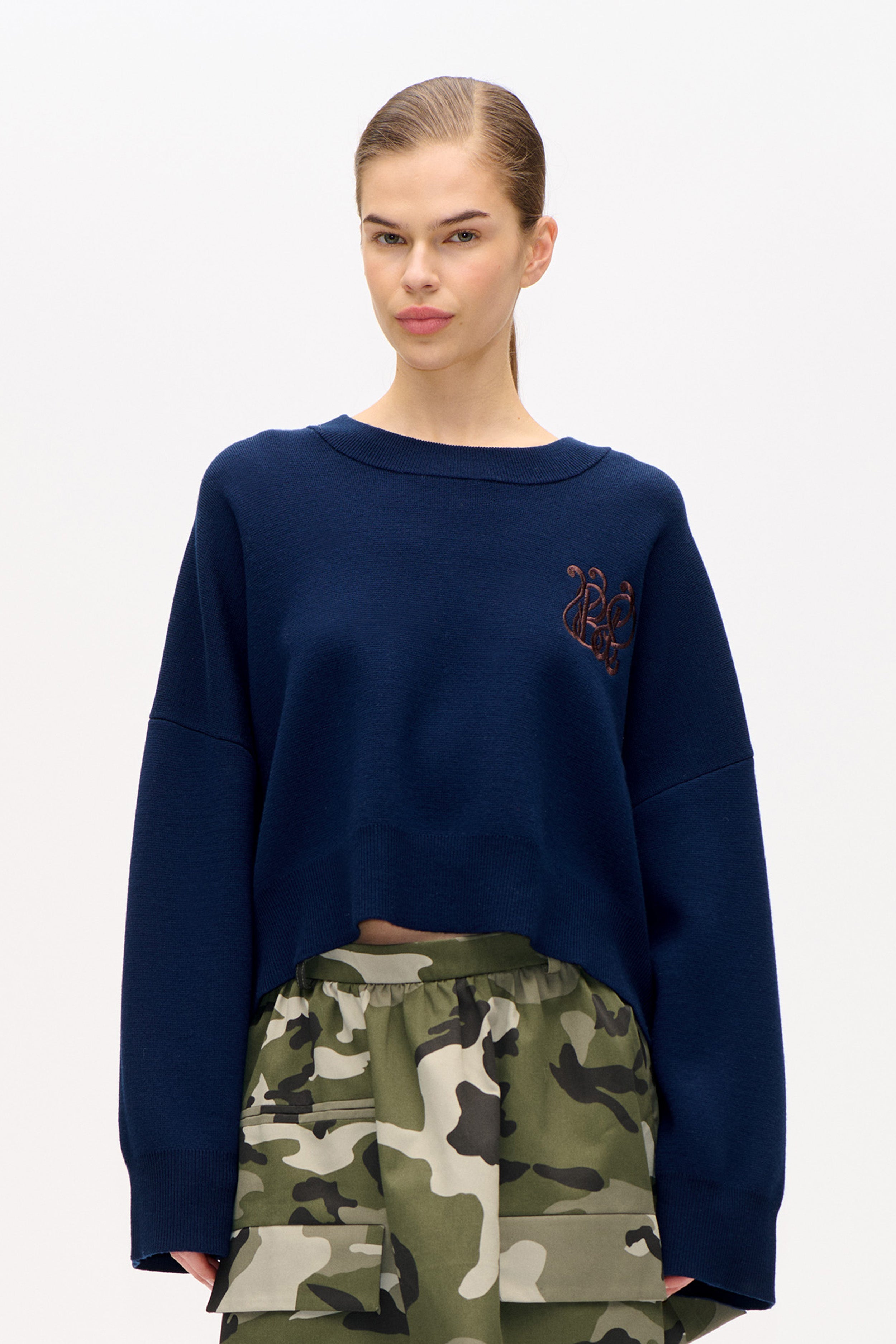 24528_7821_DETAIL.jpg media file