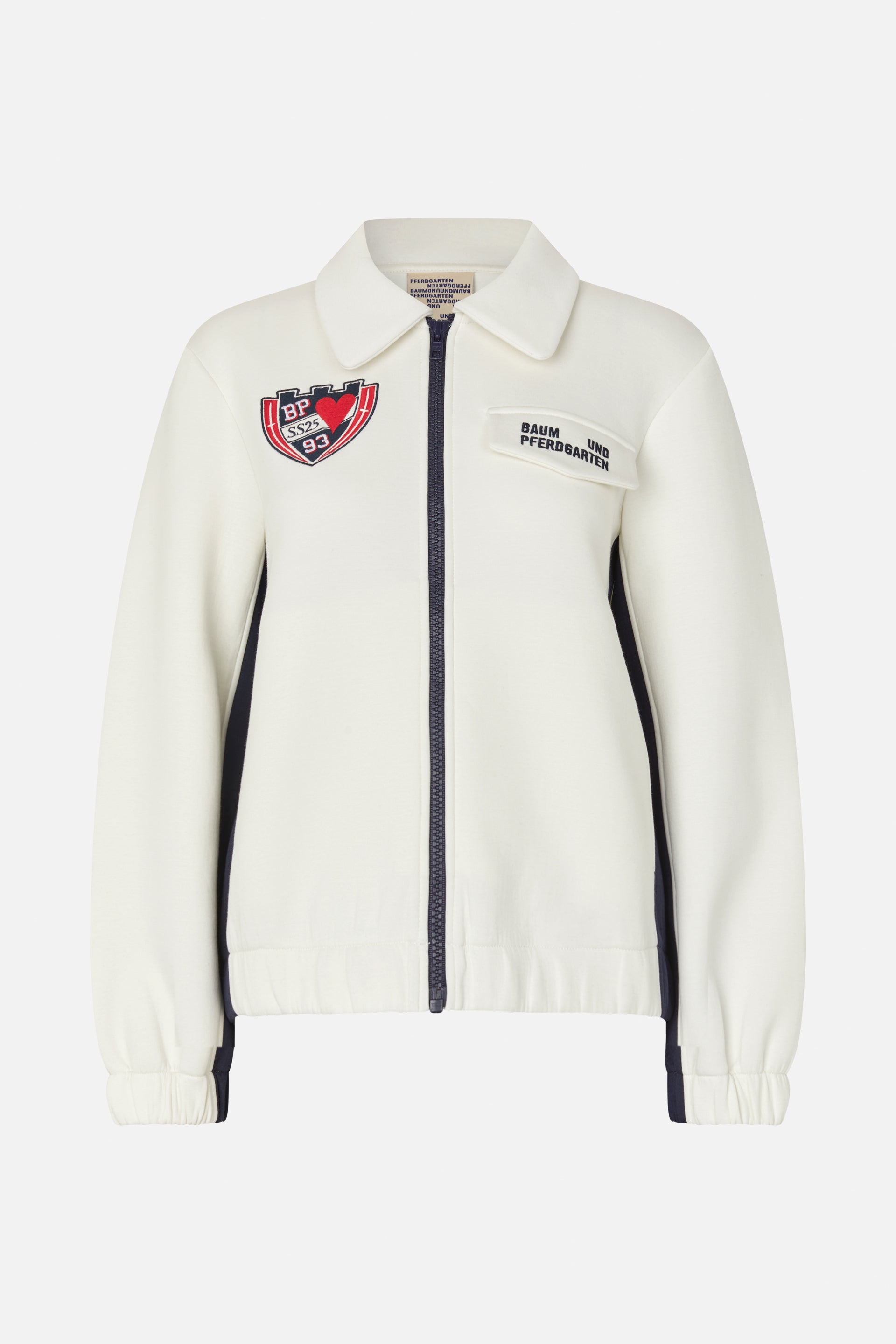 24677_1069_Packfront.jpg media file