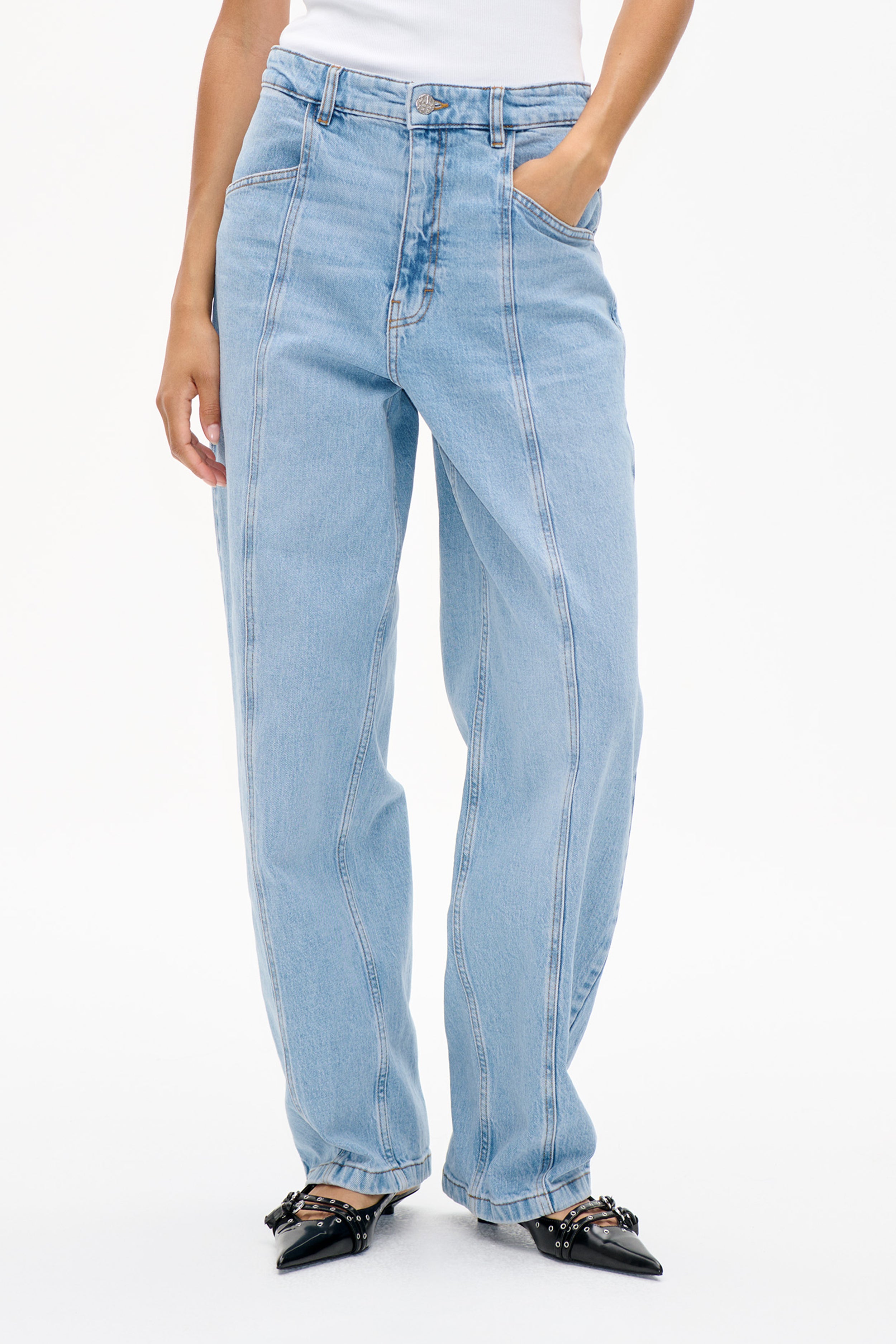 24704_7348_DETAIL.png media file