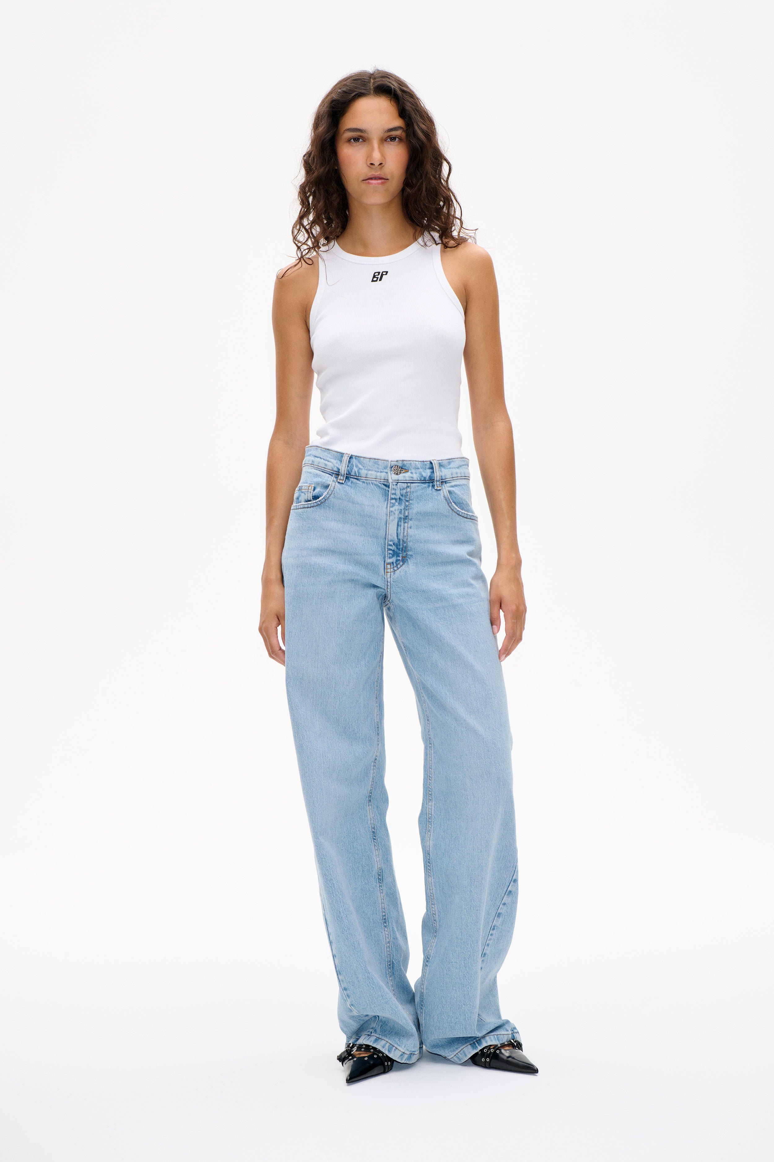 24711_7348_1.jpg media file