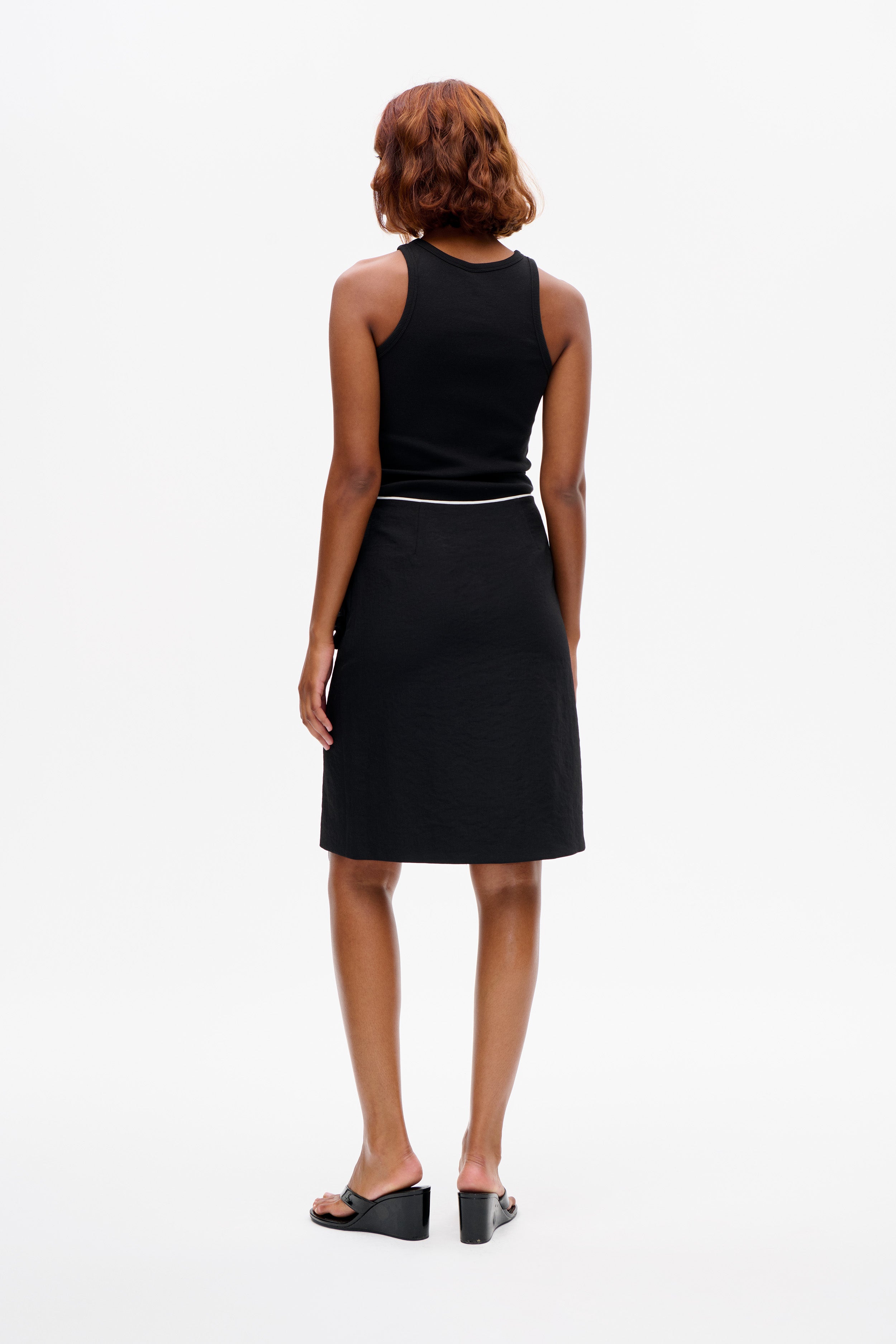 24813_9999_2.jpg media file