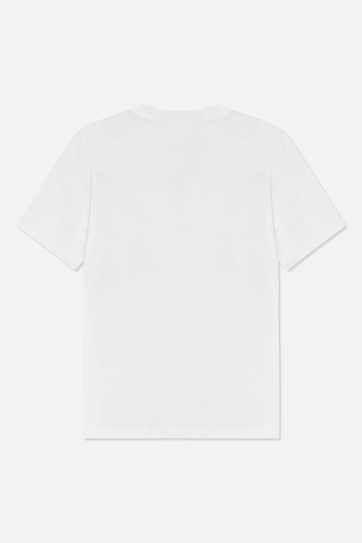 Rückenansicht eines schlichten weißen T-Shirts mit kurzen Ärmeln und Rundhalsausschnitt.