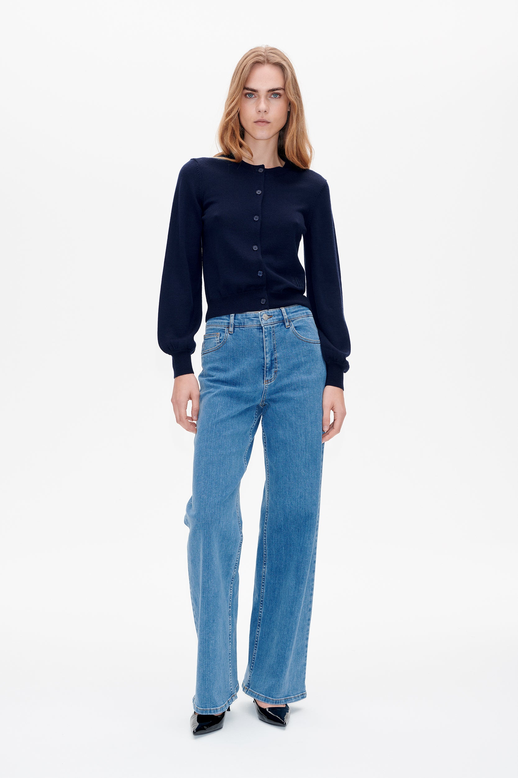 22061_7639_Frontlook.jpg Mediendatei